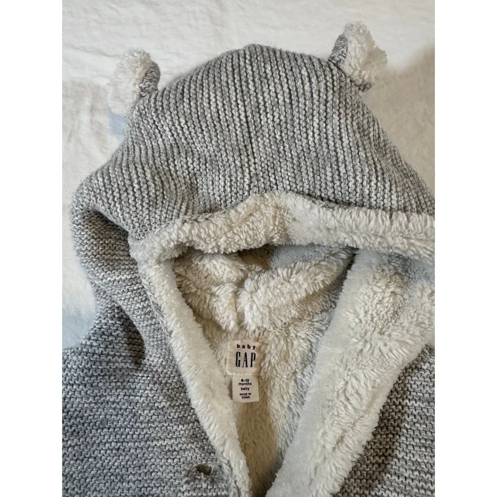 GAP baby grey